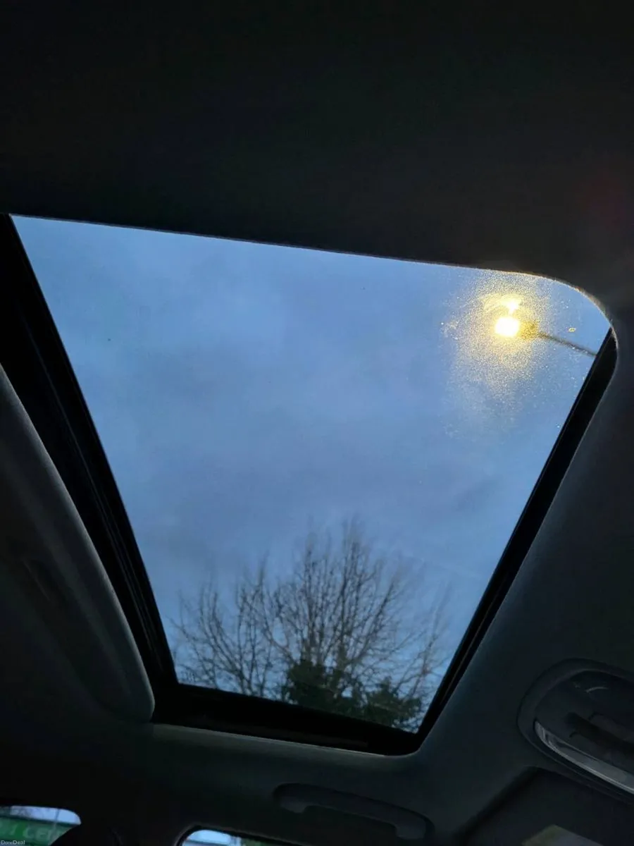 KIA NIRO ELECTRIC 64KWH. TOP SPEC +4 €17750 - Image 2