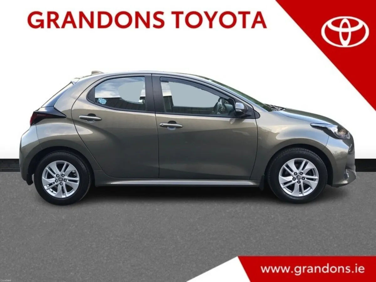 Toyota Yaris 1.0 LUNA - LOW MILEAGE - GRANDONS - Image 3