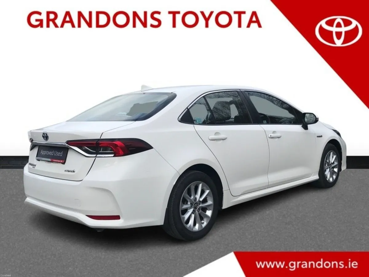 Toyota Corolla LUNA SALOON - GRANDONS - Image 2
