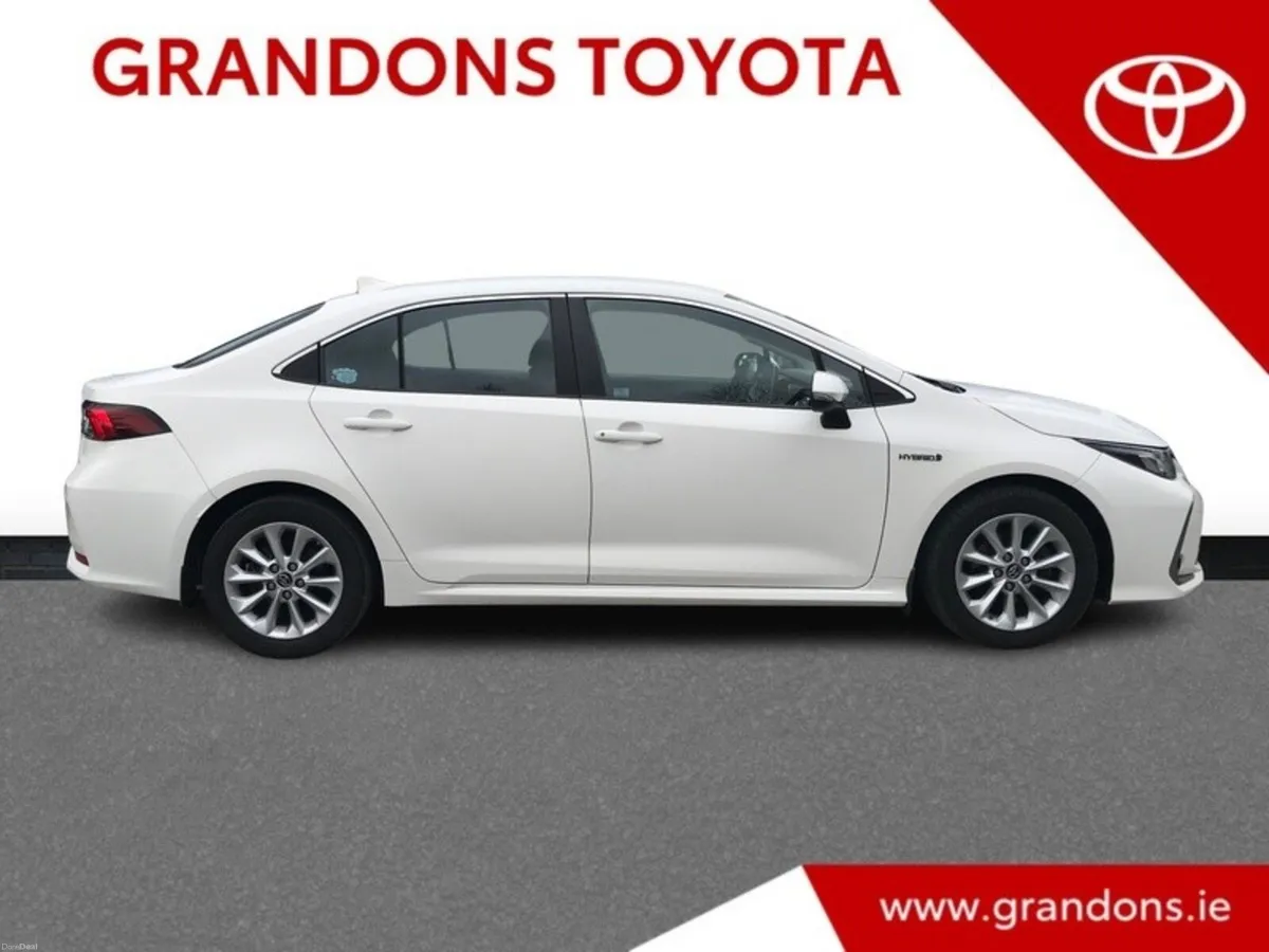 Toyota Corolla LUNA SALOON - GRANDONS - Image 3