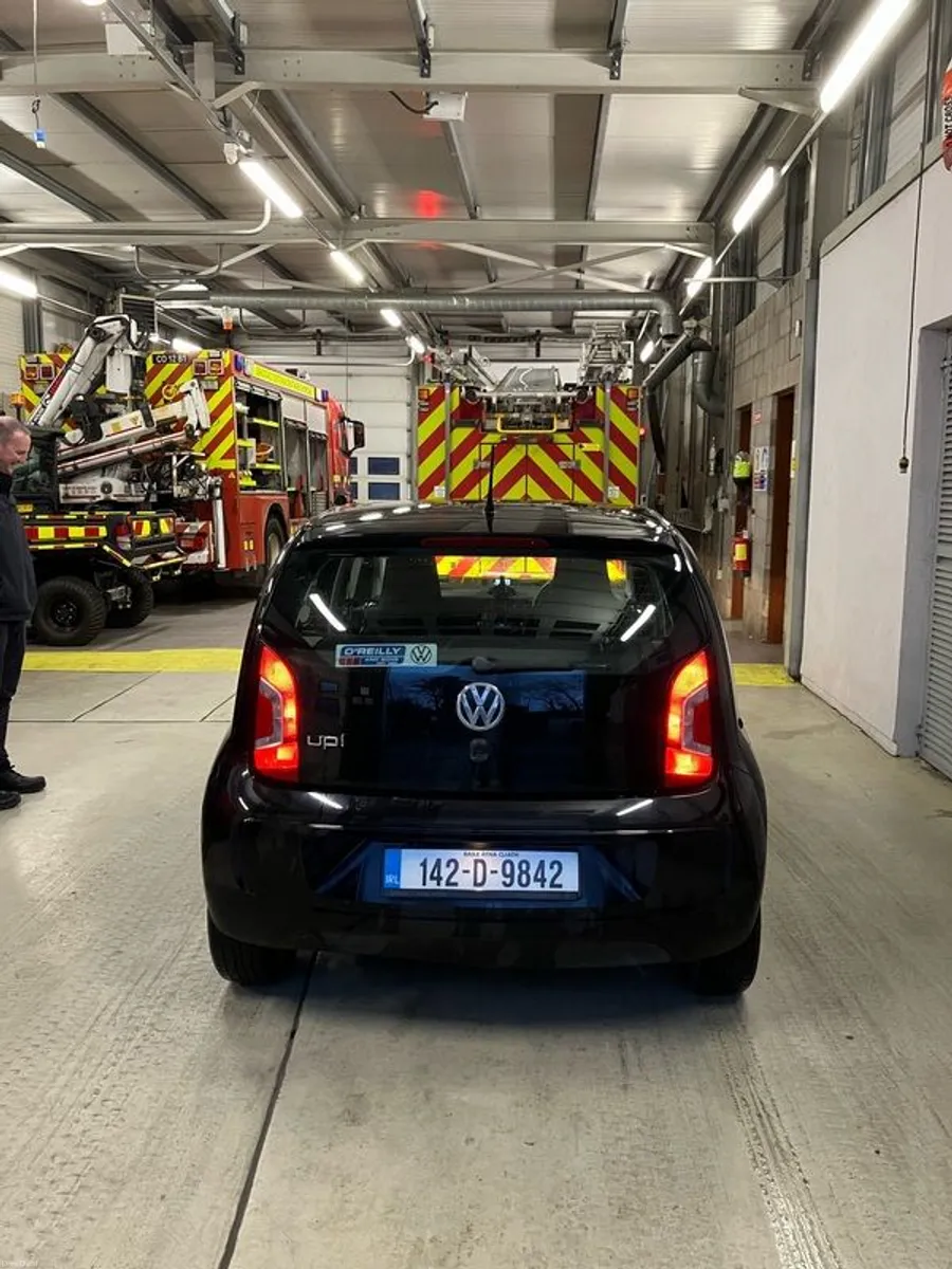 2014 Volkswagen Up - Image 4