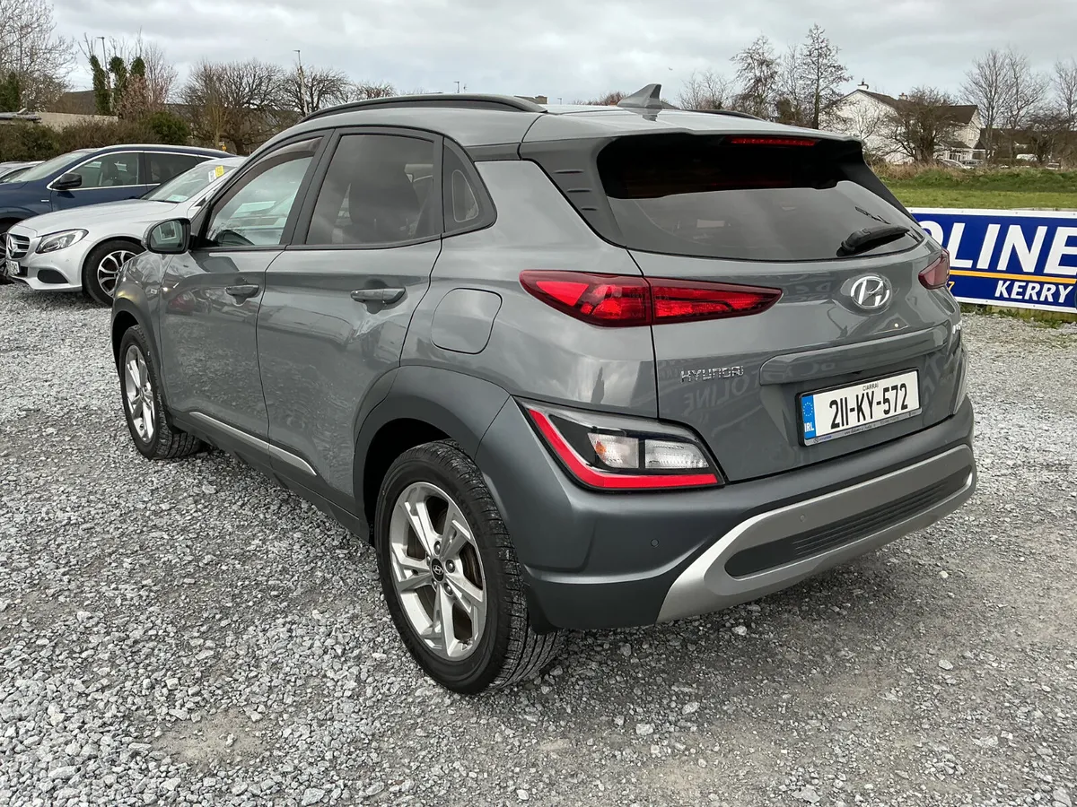 2021 HYUNDAI KONA 1,6 DIESEL EXECUTIVE 1 OWNER - Image 6