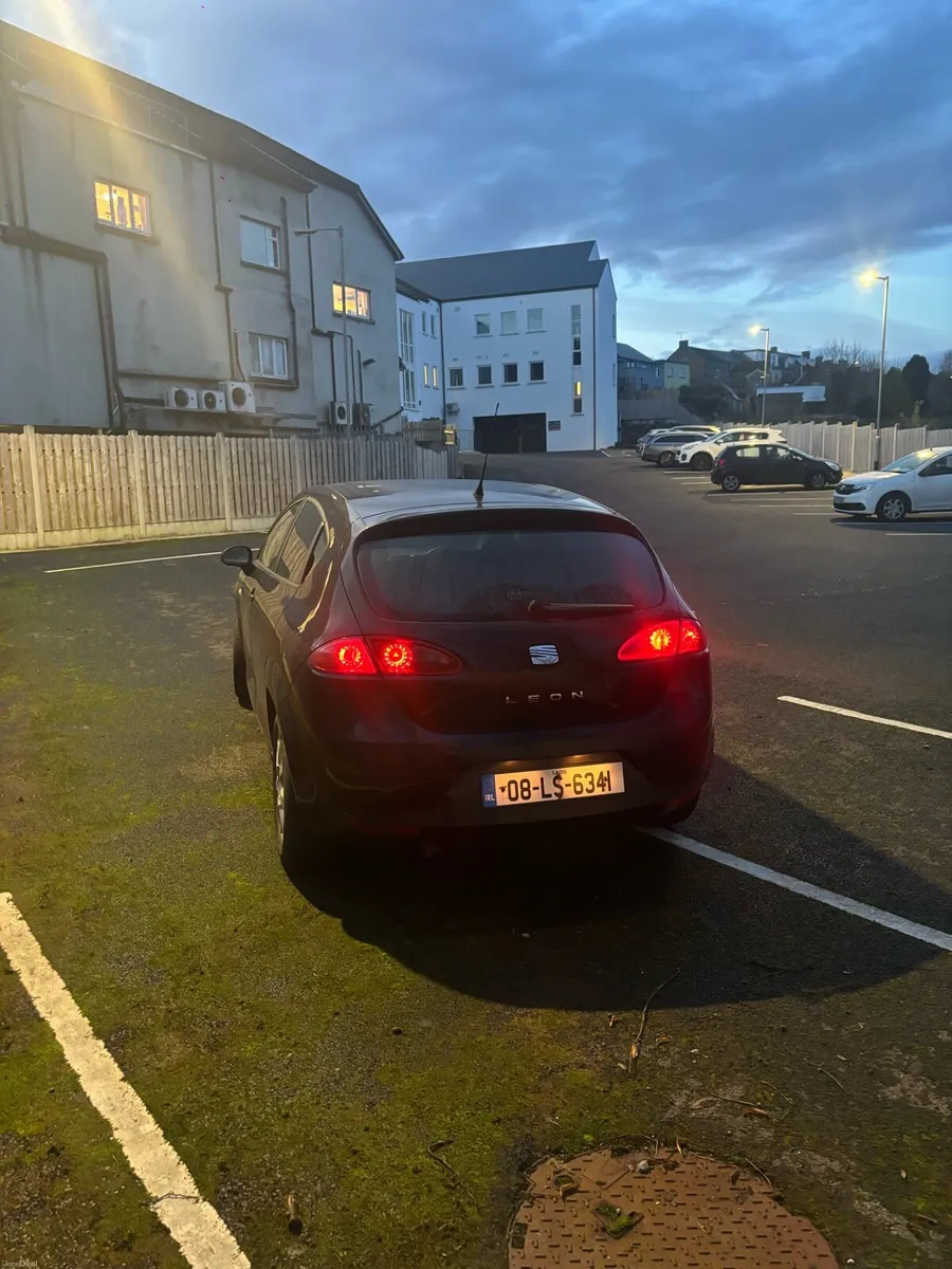 Seat Leon - Image 2