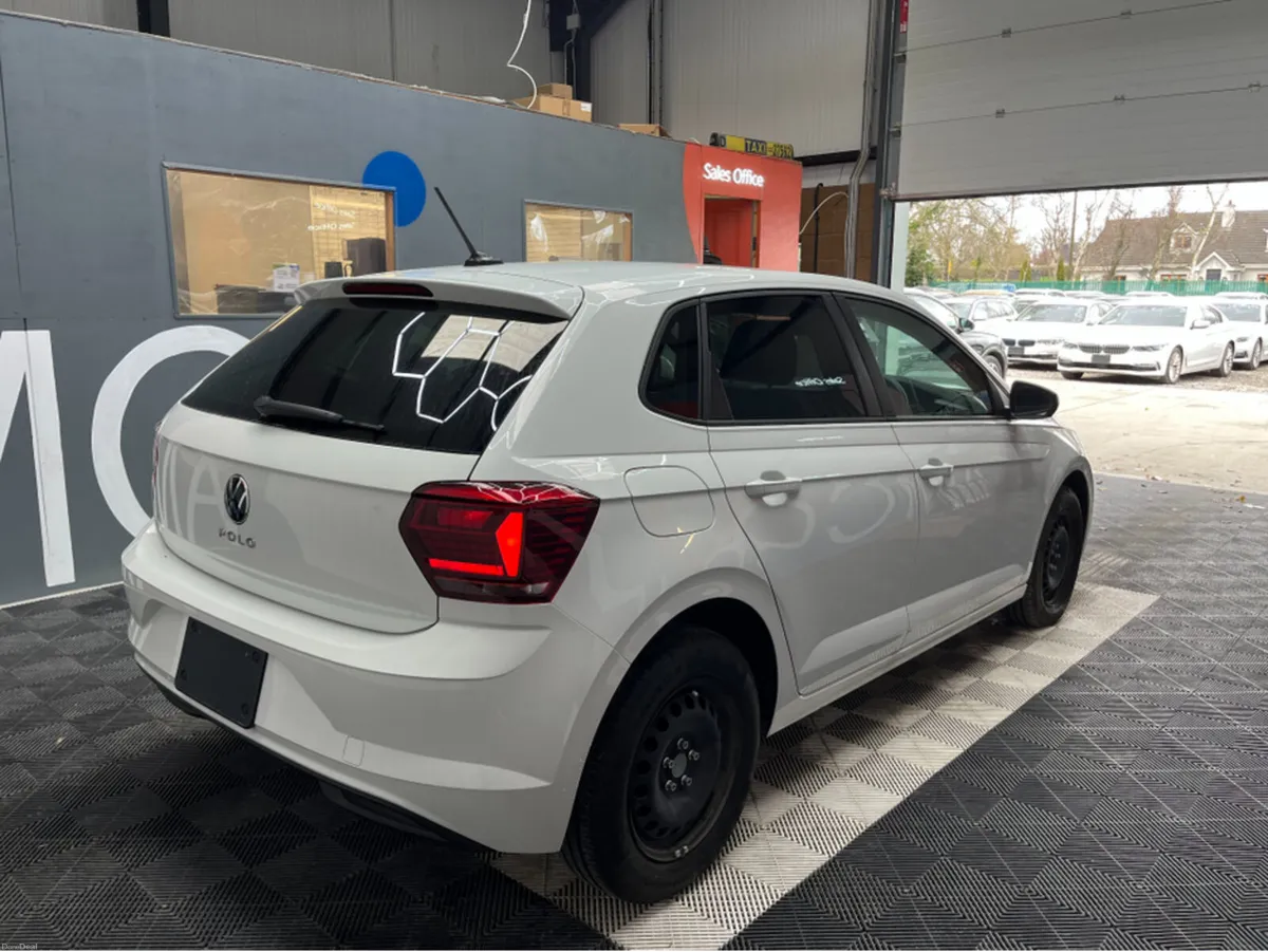 Volkswagen Polo 2021 VOLKSWAGEN POLO TSI TRENDLINE - Image 2