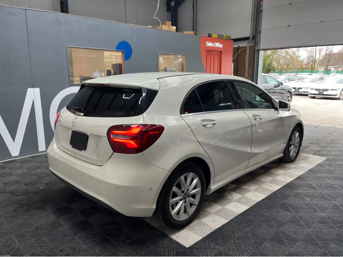Mercedes-Benz A-Class 2017 MERCEDES-BENZ A180 1.6 - Image 2
