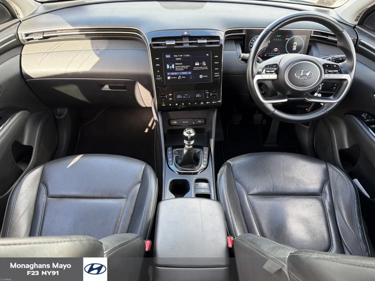 Hyundai Tucson EXECUTIVE 1.6 DIESEL 5DR - Image 2