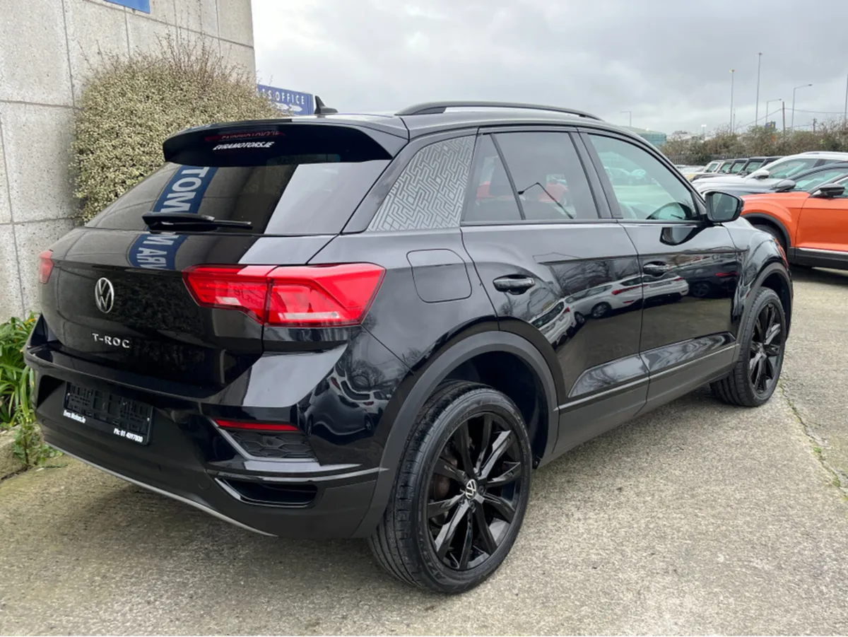 Volkswagen T-Roc STYLE BLACK PACK AUTOMATIC 2.0 DI - Image 4