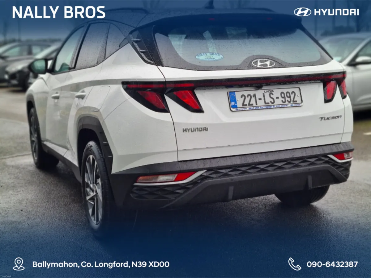 Hyundai Tucson IX35 EXECUTIVE 2TONE 5DR - Image 6