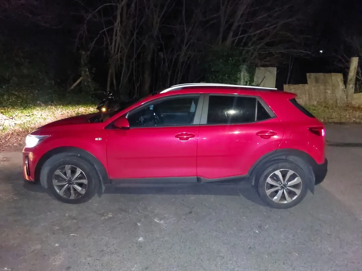 Kia Stonic 2023 - Image 3