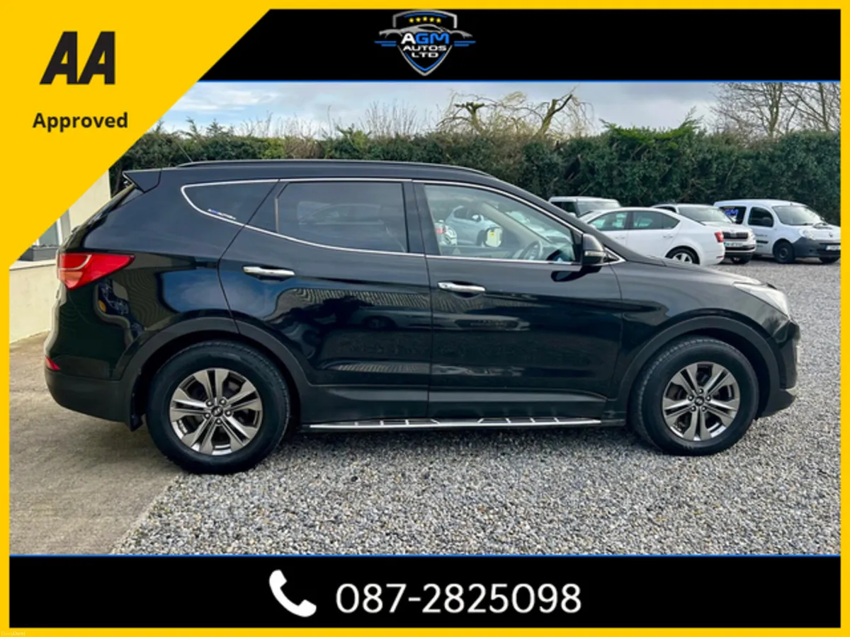 2015 Hyundai Santa Fe - Image 3