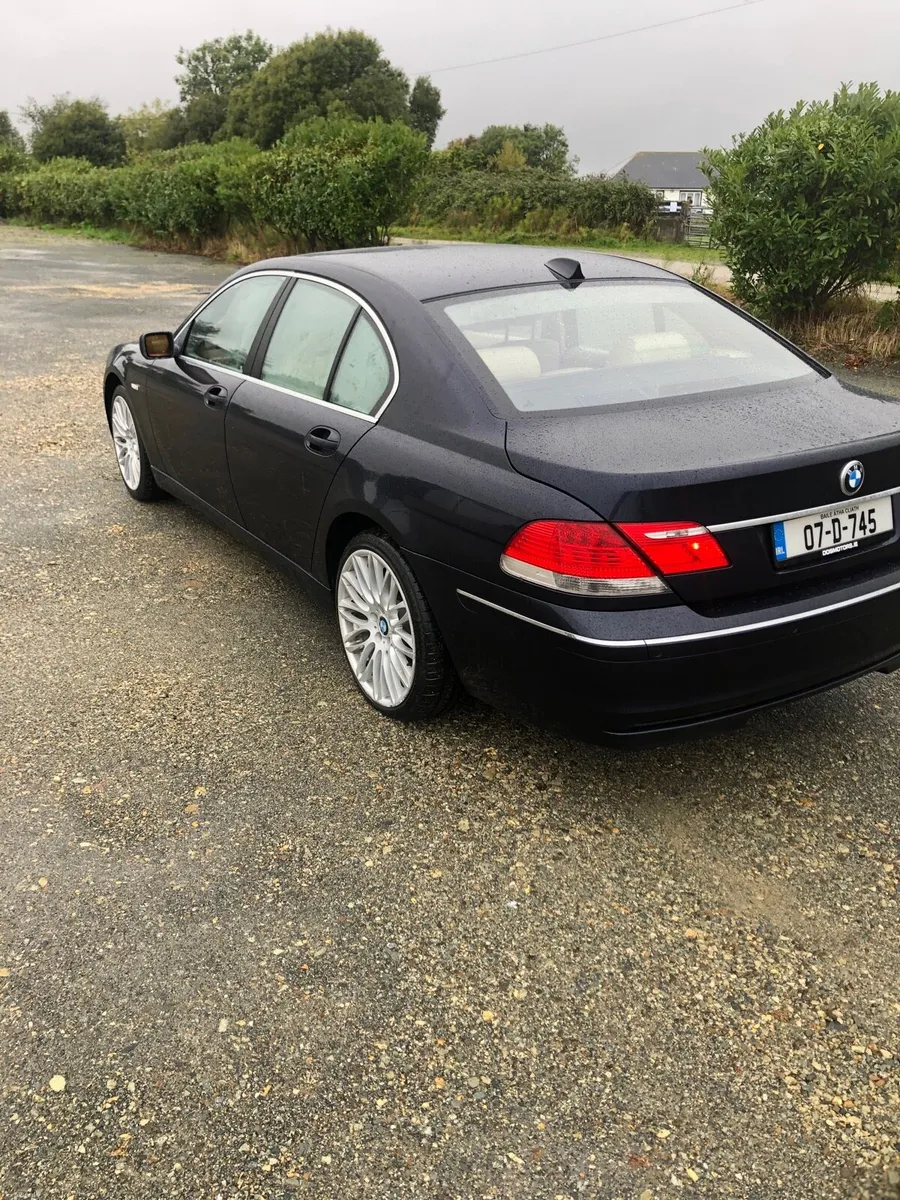 Bmw 750i 4.8 v8 petrol - Image 3
