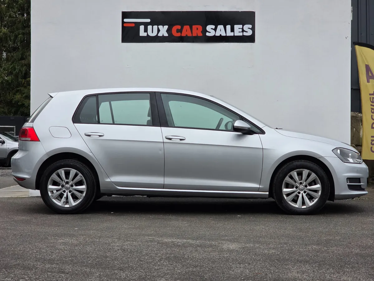2015 Volkswagen Golf 1.6 TDI CL // * LOW MILEAGE * - Image 2