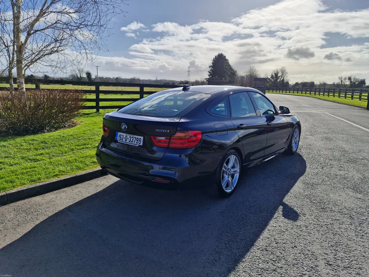 BMW 3-Series Automatic - Image 3