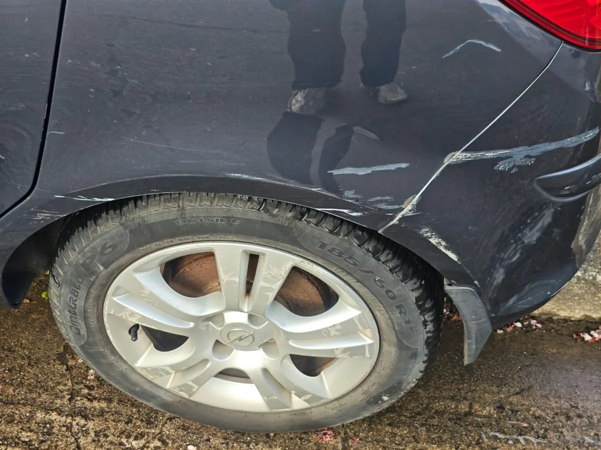 Opel Corsa 2010 - Image 3