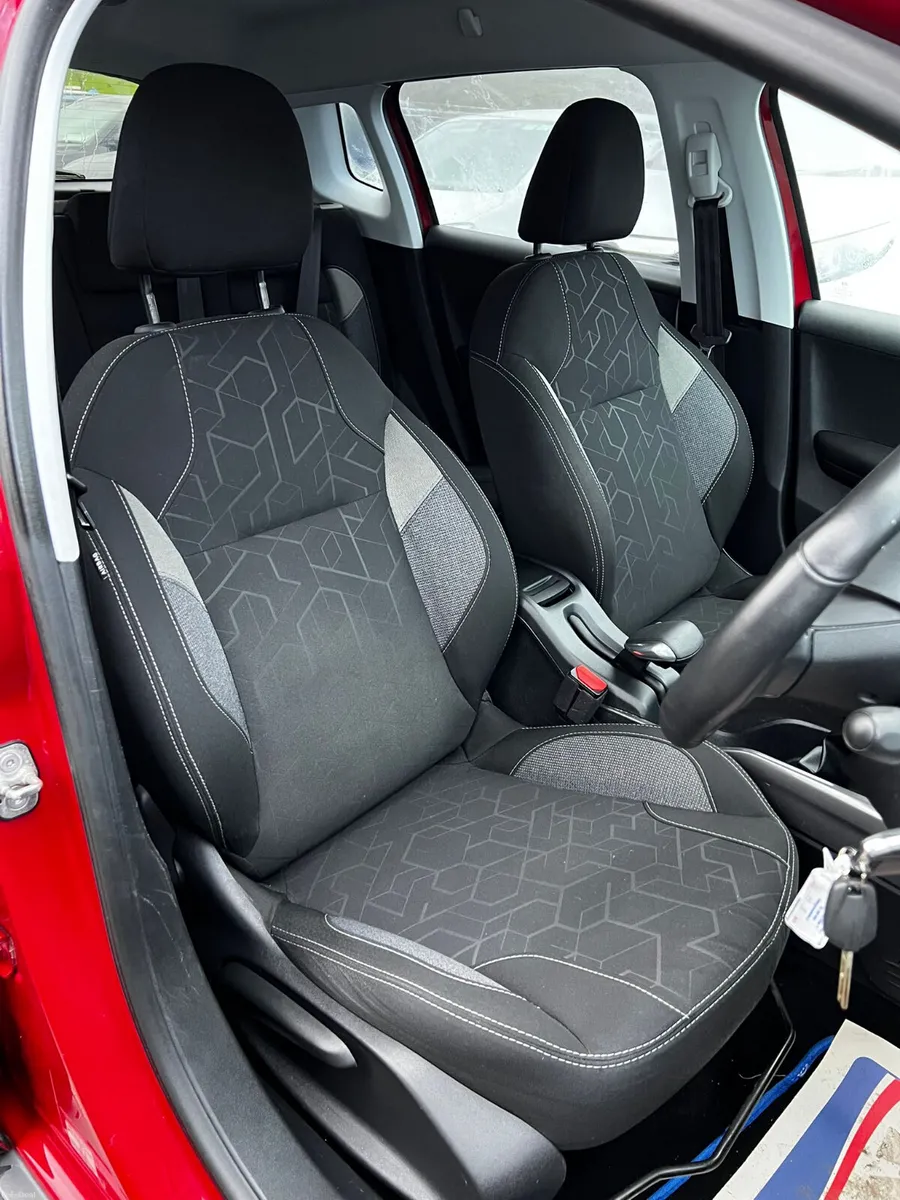 Peugeot 2008 2018 - Image 5
