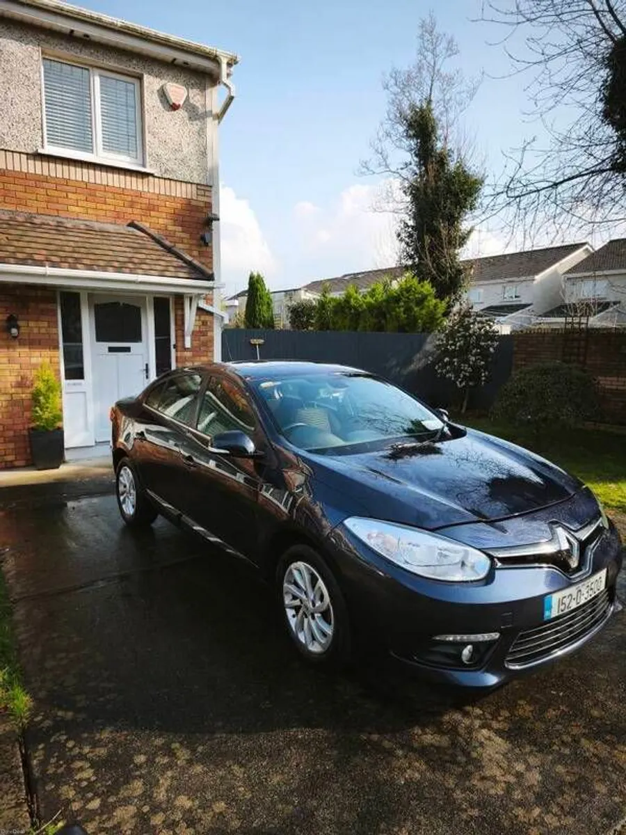 2015 Renault Fluence - Image 1