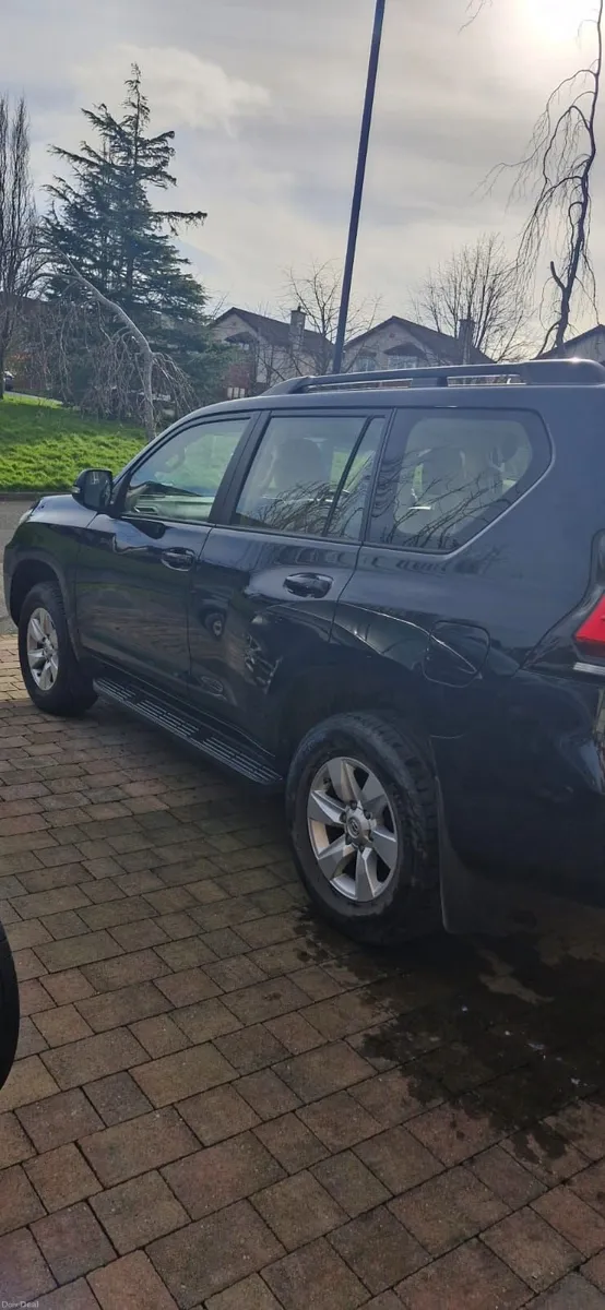 Toyota Land Cruiser 2018 - No VAT - 5 Seater - Image 3