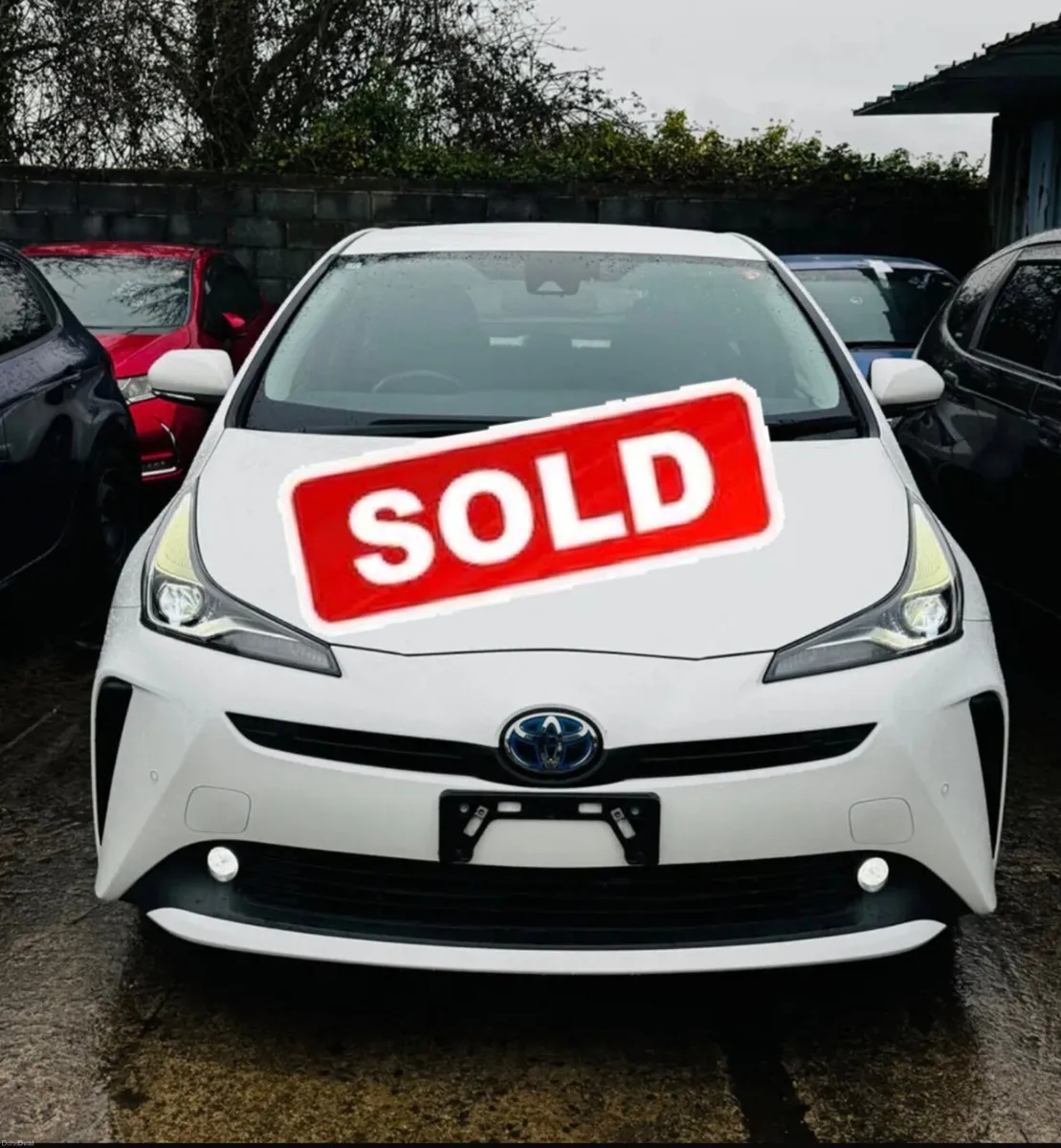 Toyota Prius 1.8 Safety Pack 48000kms 2022-2 - Image 1
