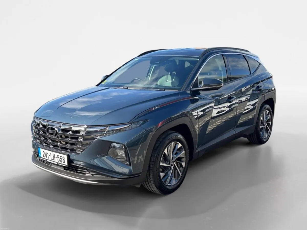 Hyundai Tucson 2WD Executive Plus - Image 4
