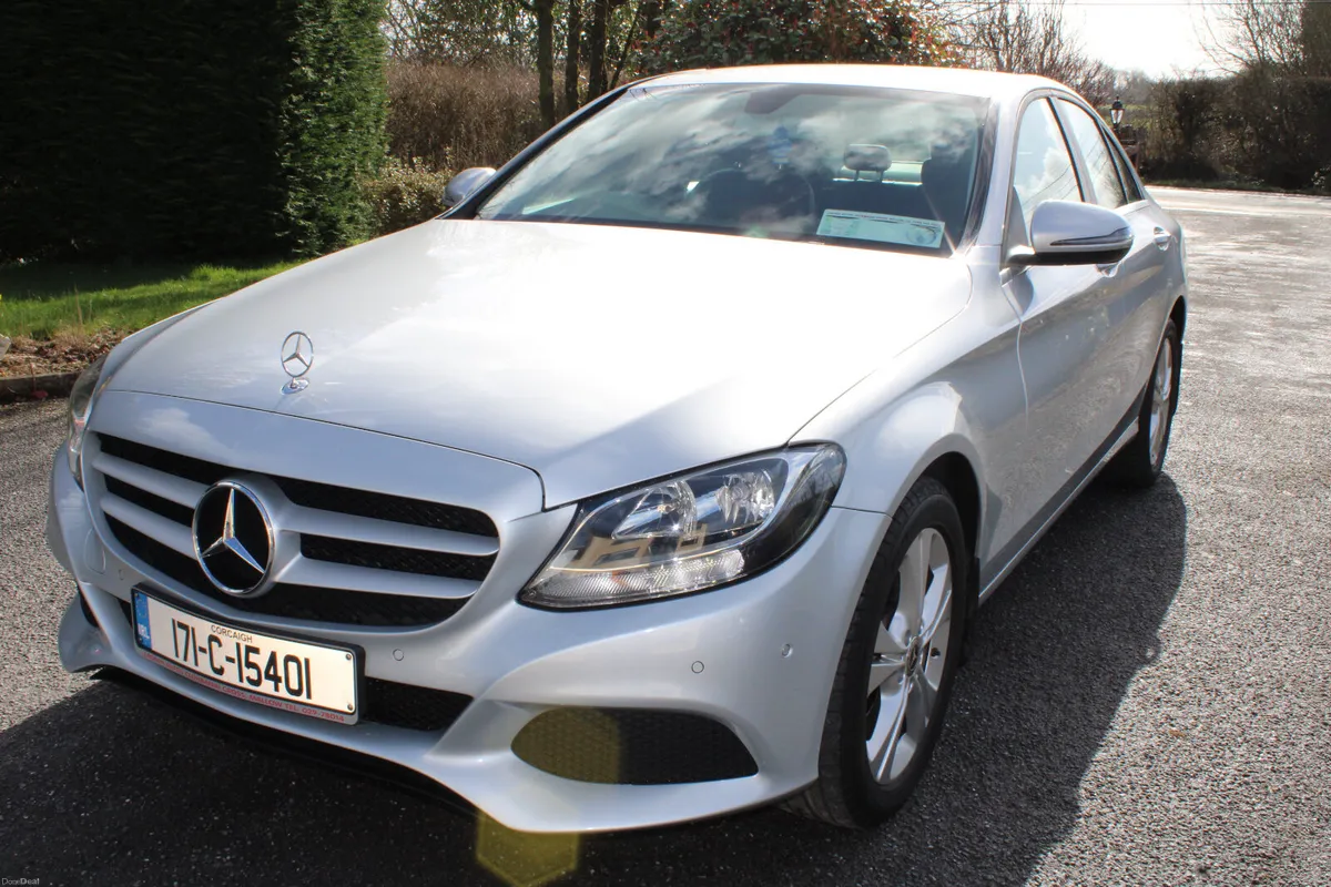 2017 MERCEDES BENZ C200 SE EXECUTIVE 2.0 PET. AUTO - Image 1