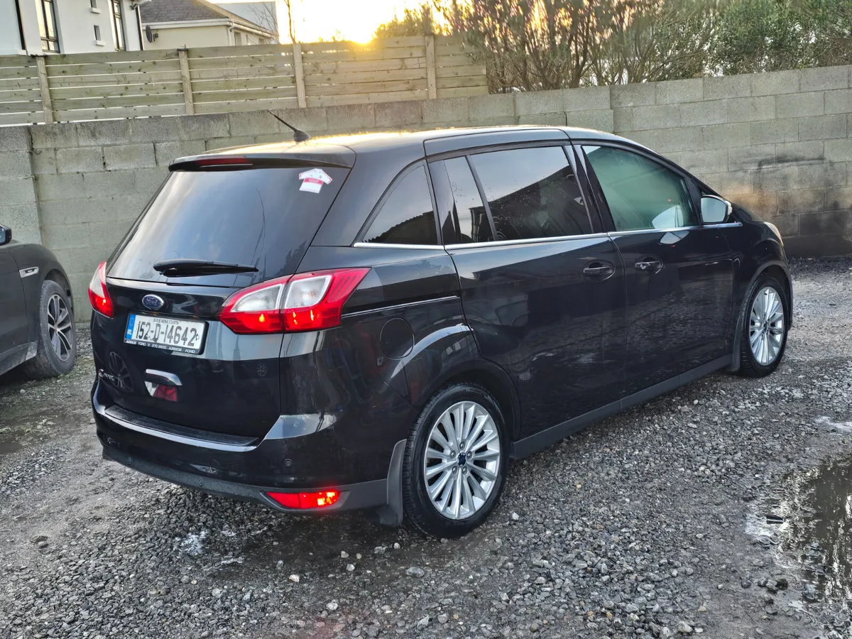 Ford C-Max 2015 7 seater diesel  zetec €3650 - Image 1