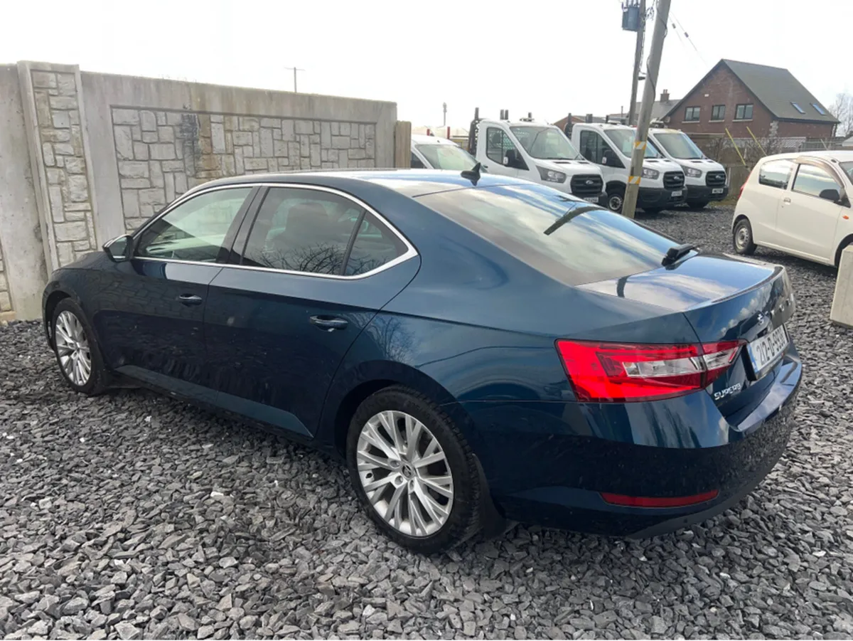 Skoda Superb STYLE 2.0 TDI 150HP 5DR - Image 3