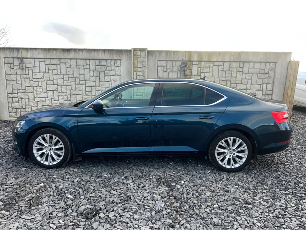 Skoda Superb STYLE 2.0 TDI 150HP 5DR - Image 6