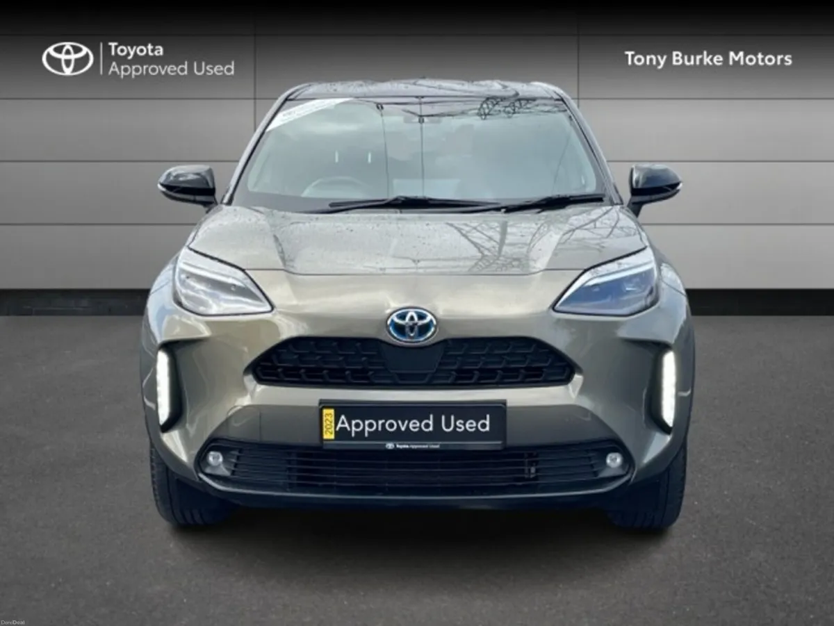 Toyota Yaris Cross LunaSport - BiTone - 1.5 Hybrid - Image 3