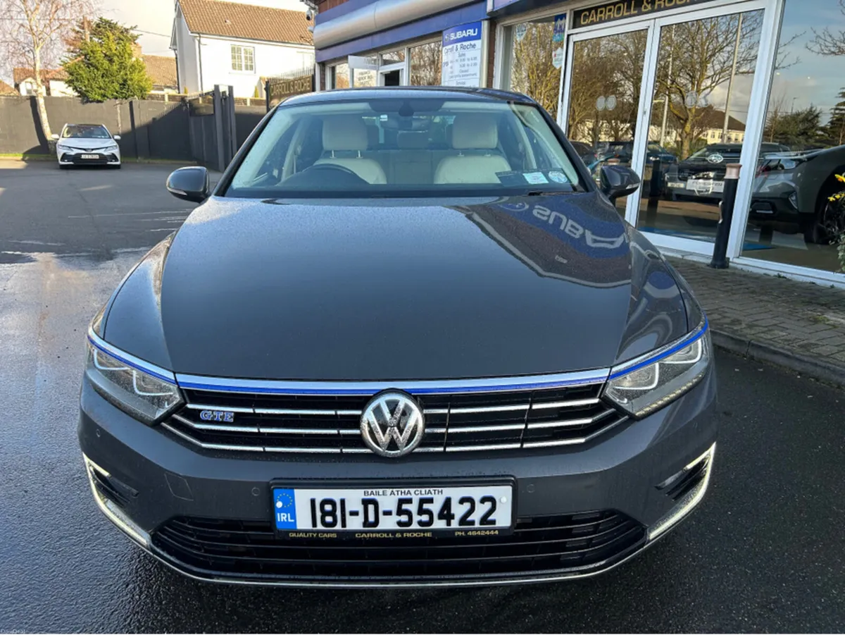 Volkswagen Passat 1.4 TSI GTE 215 Bhp Hybrid - DSG - Image 4