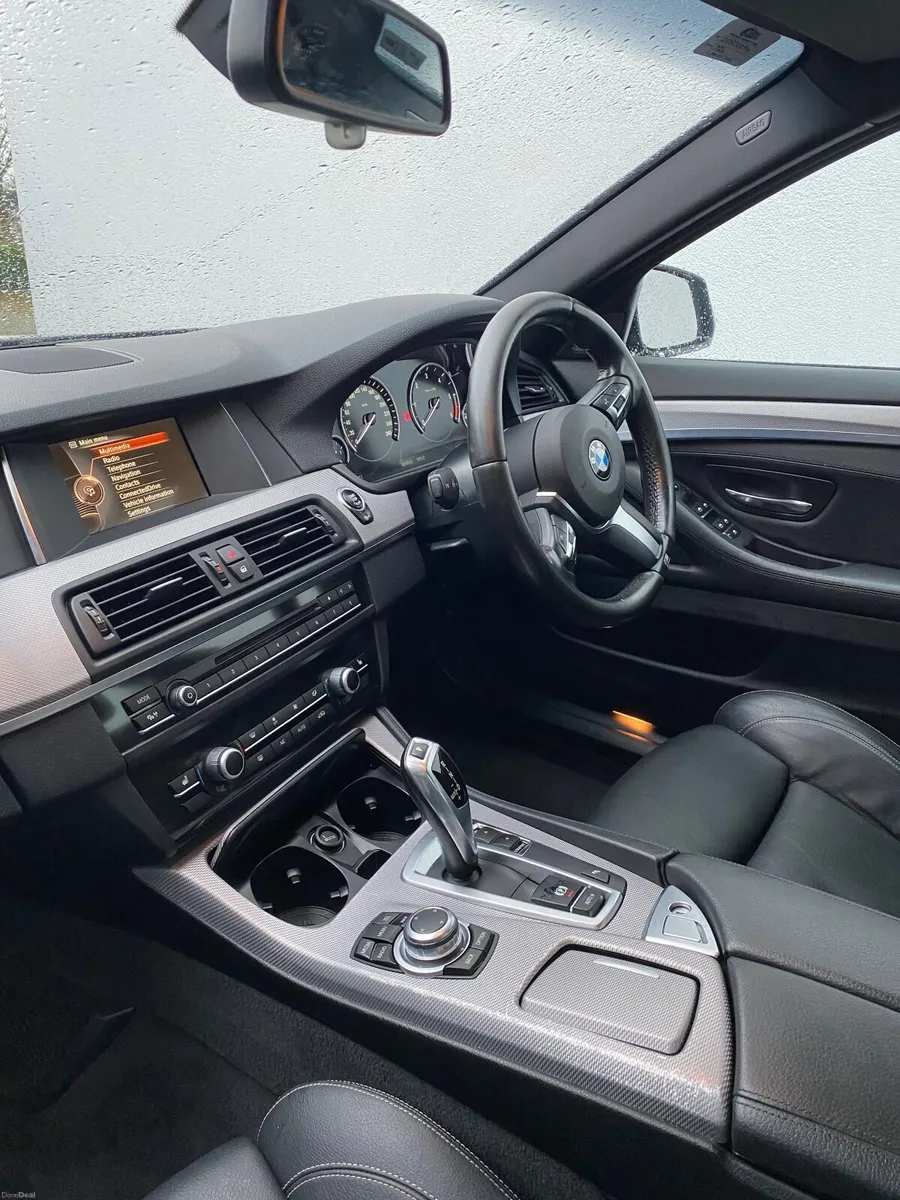 BMW 5-Series 2015 - Image 4