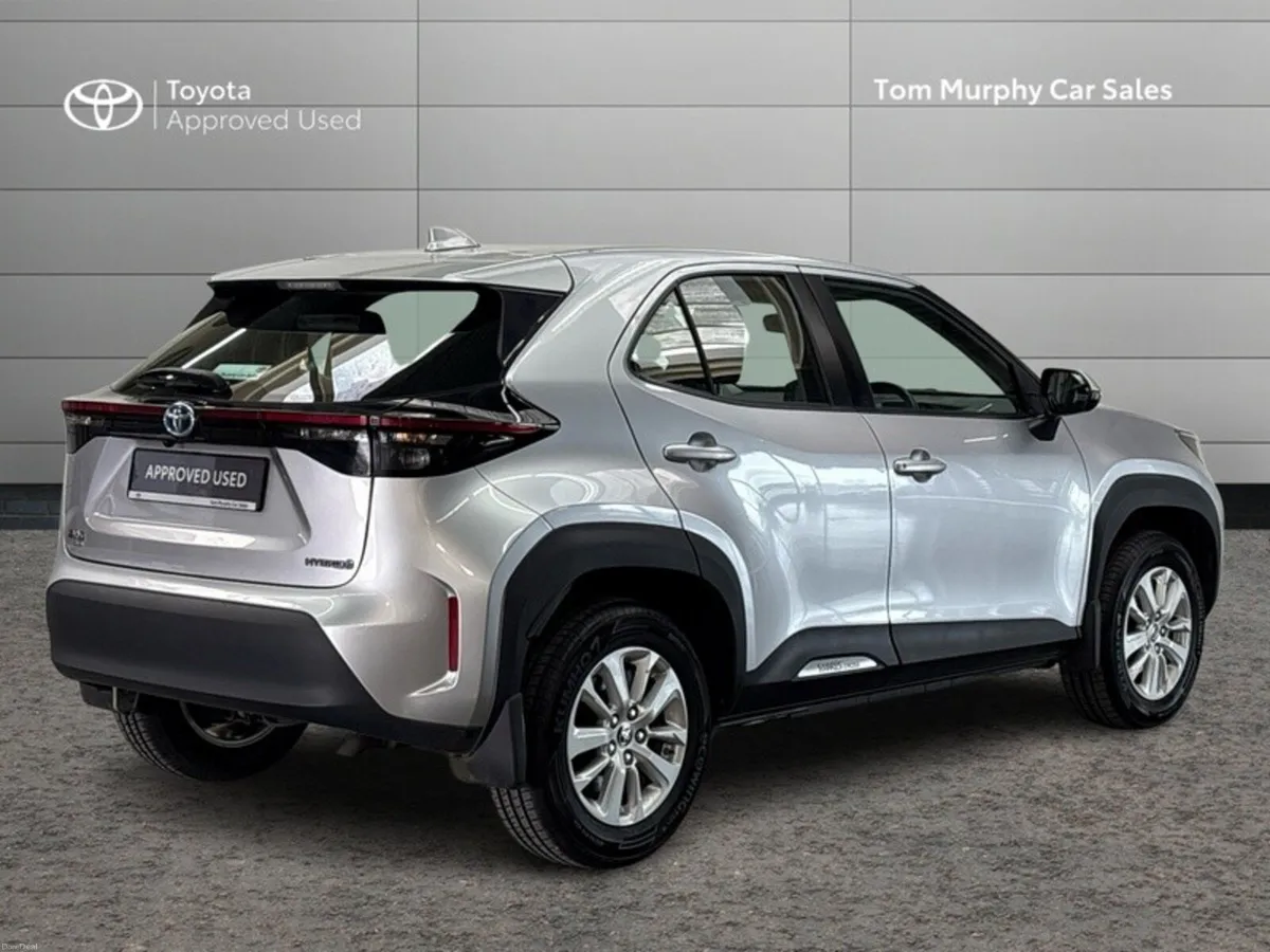 Toyota Yaris Cross 1.5 LUNA HYBRID - ONE OWNER - F - Image 2