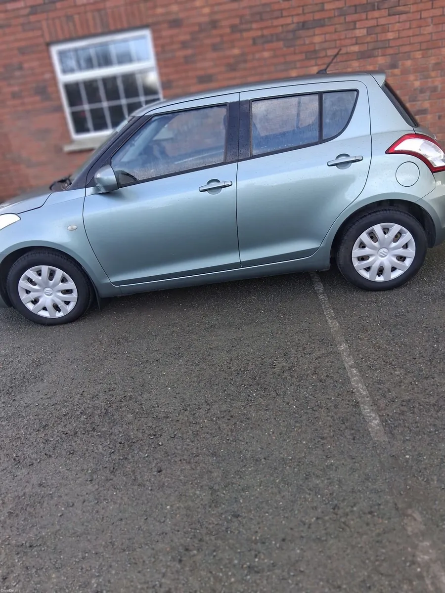 Car - Image 1