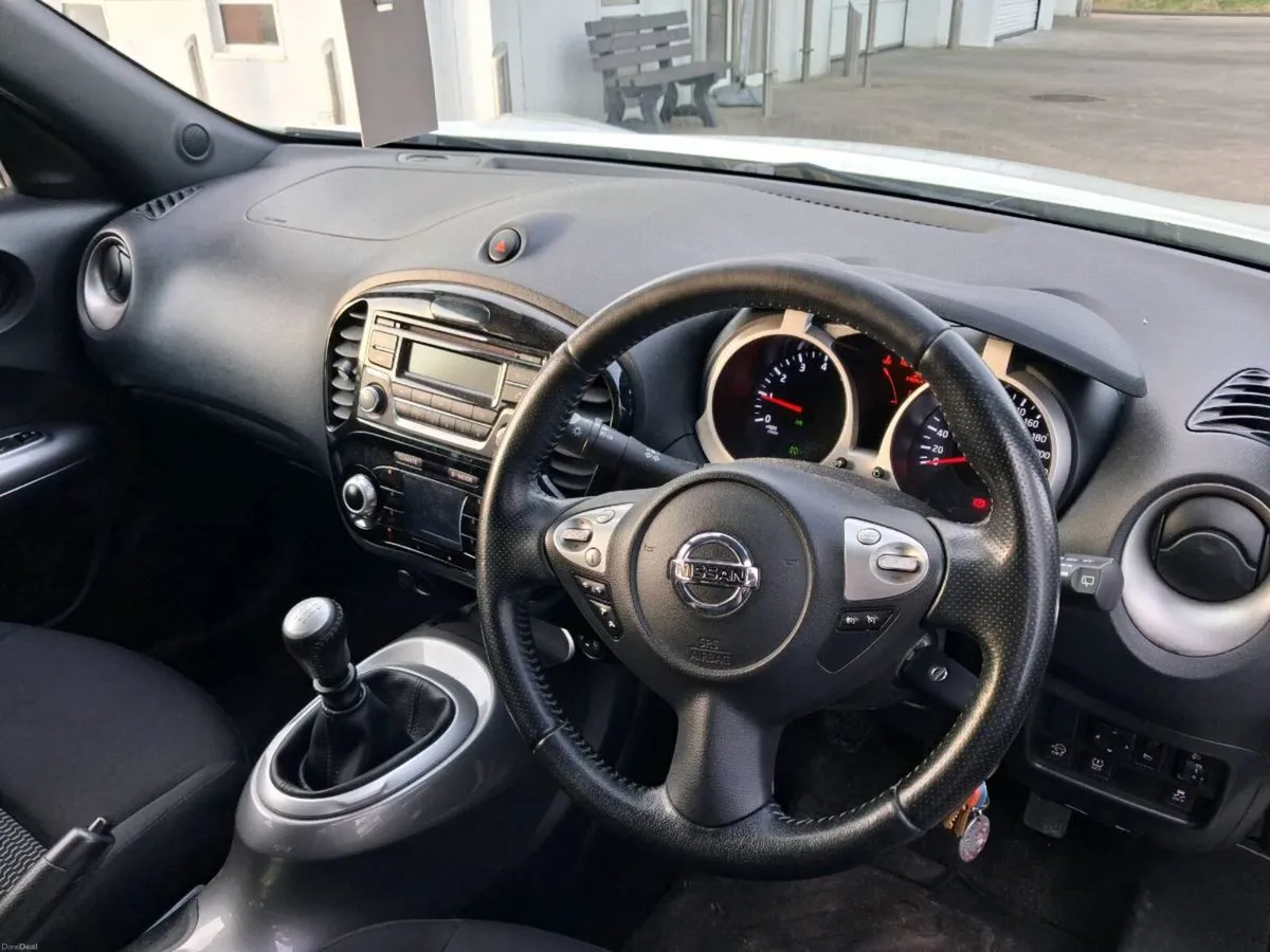 Car - Image 6