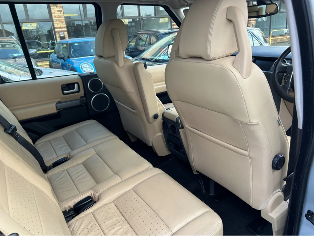 Land Rover Discovery V6 HSE //ONLY 74000KLMS GENUI - Image 2