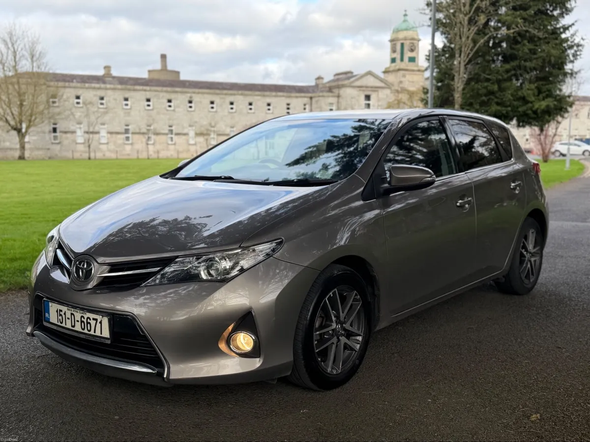 2015 Toyota Auris 1.4 tdi Excellent condition ⭐️ - Image 2