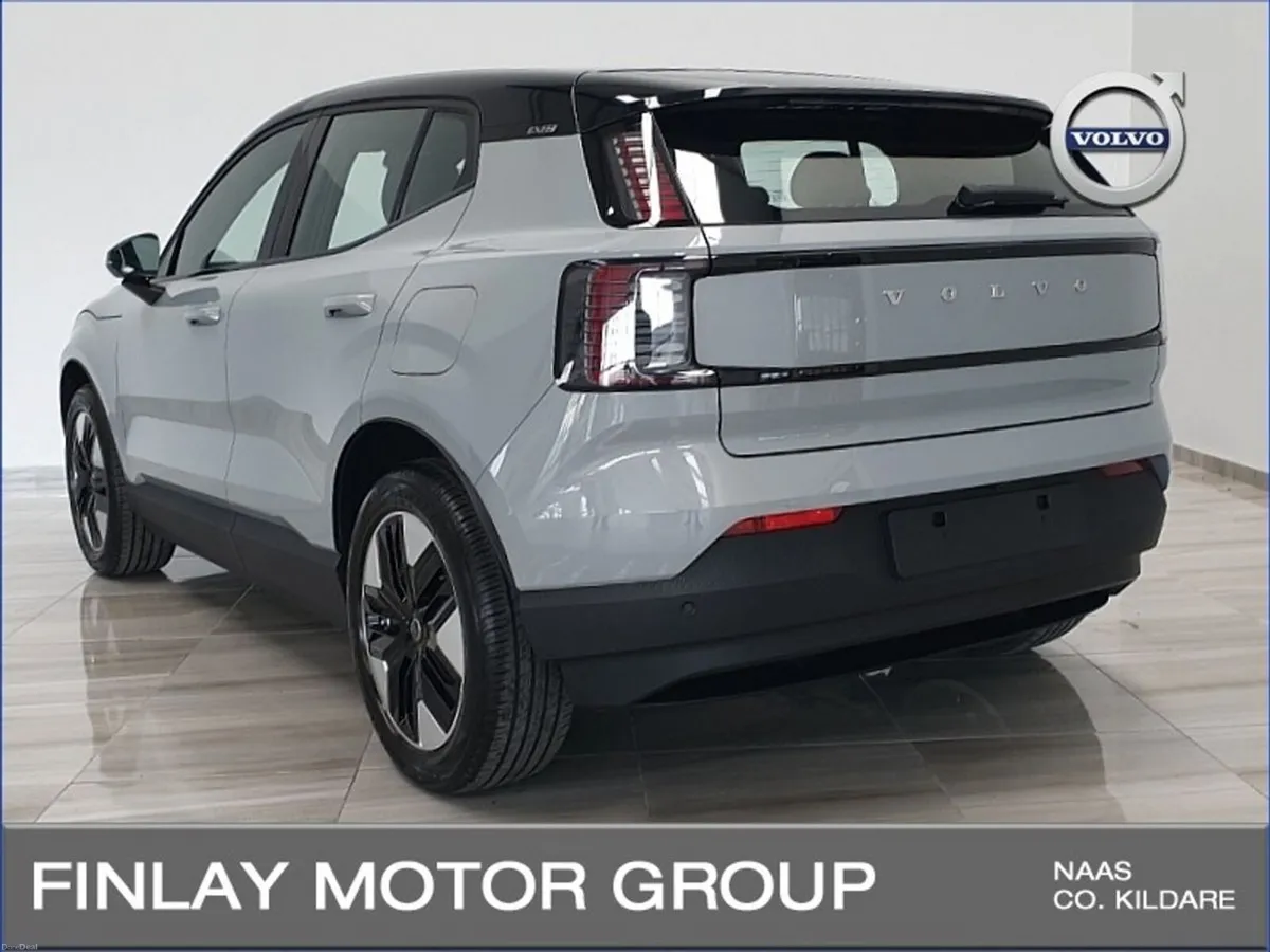 Volvo EX30 Extended Range Plus Demo Model - Image 4