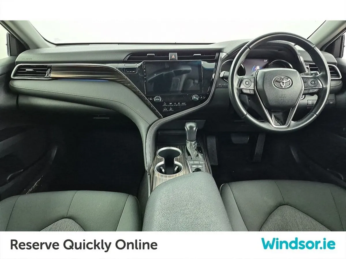 Toyota Camry 2.5 Hybrid - Image 4