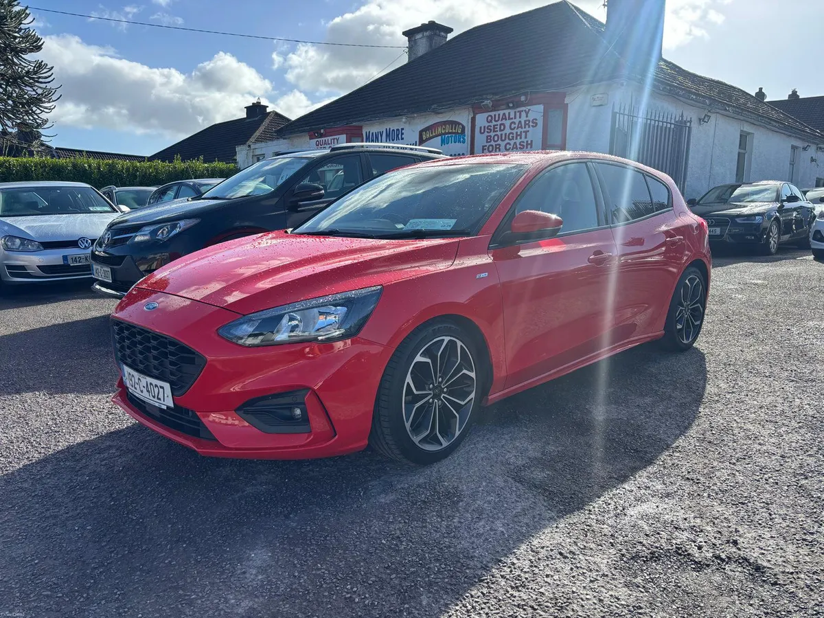 Ford Focus 2019  ST  LINE  PETROL  1.0  STUNNING - Image 3