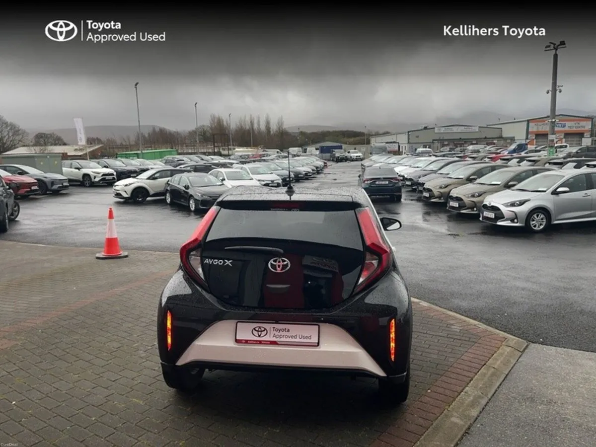 Toyota Aygo X AYGO X 1.0 DESIGN - Image 4