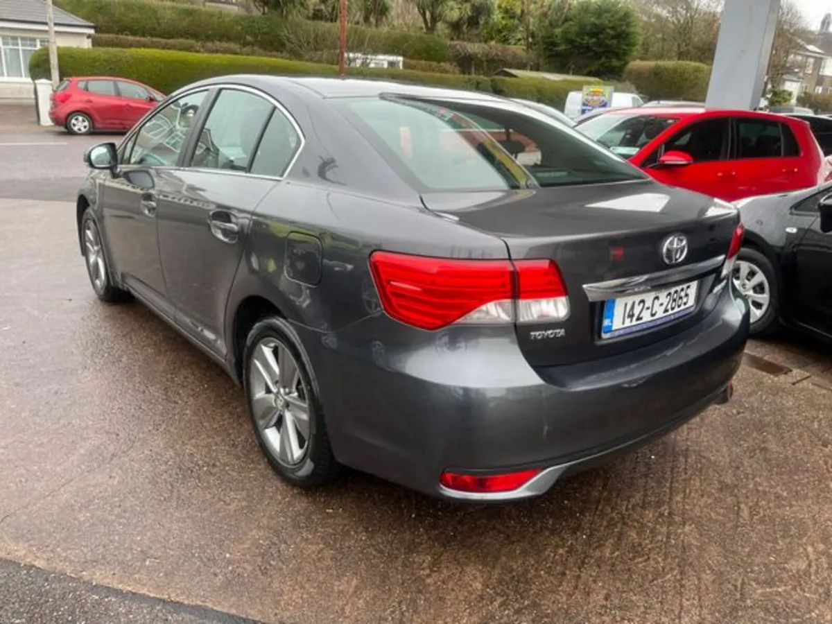 Toyota Avensis 2.0d-4d Aura 4DR - Image 4