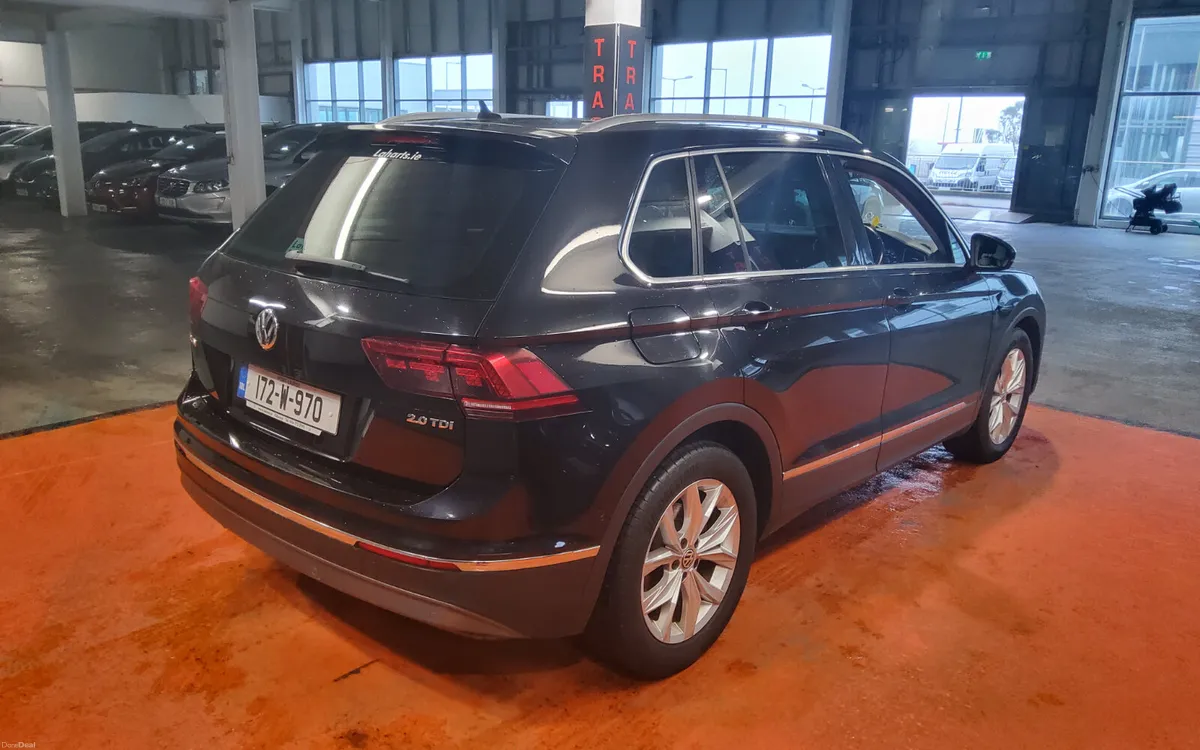 Volkswagen Tiguan 2017 - Image 3