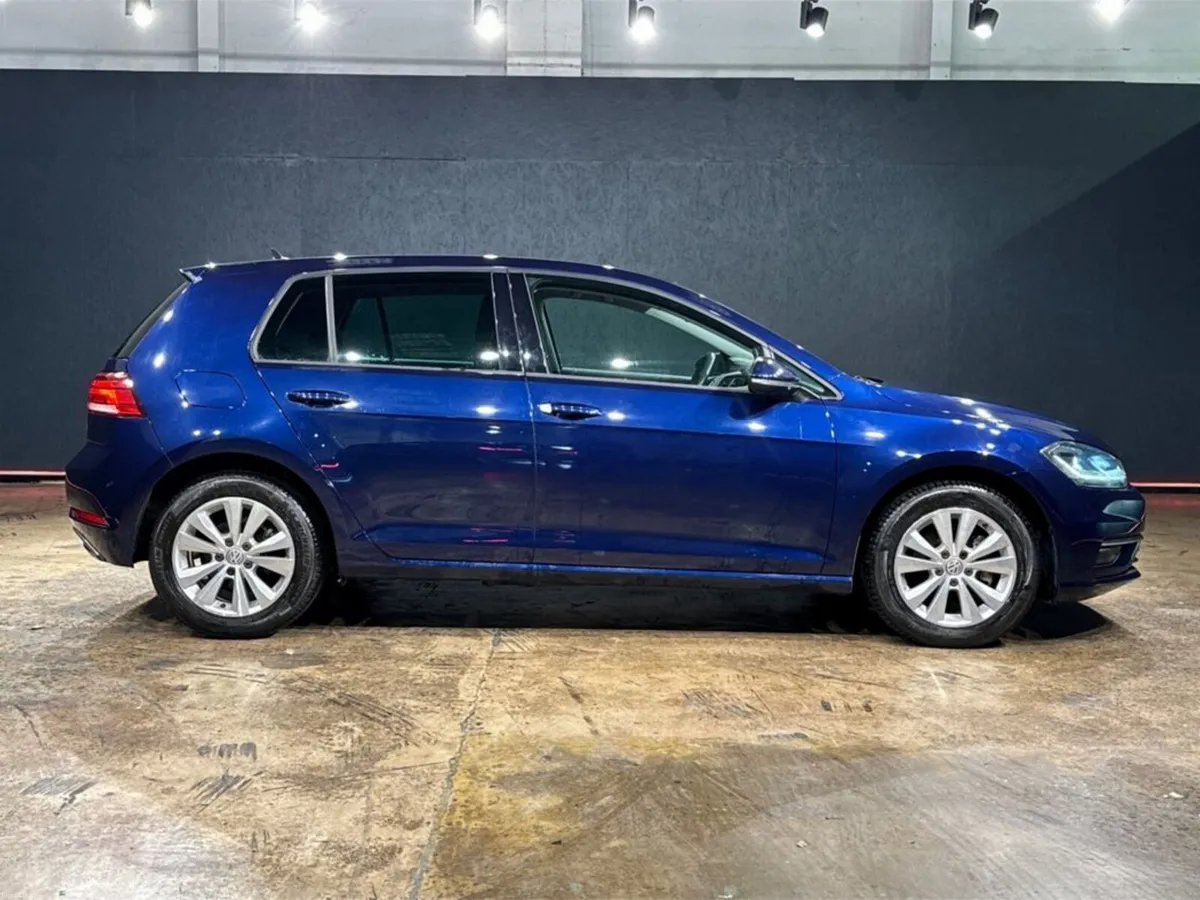 Volkswagen Golf AUTOMATIC 1.2L TSI - REVERSE CAMER - Image 2