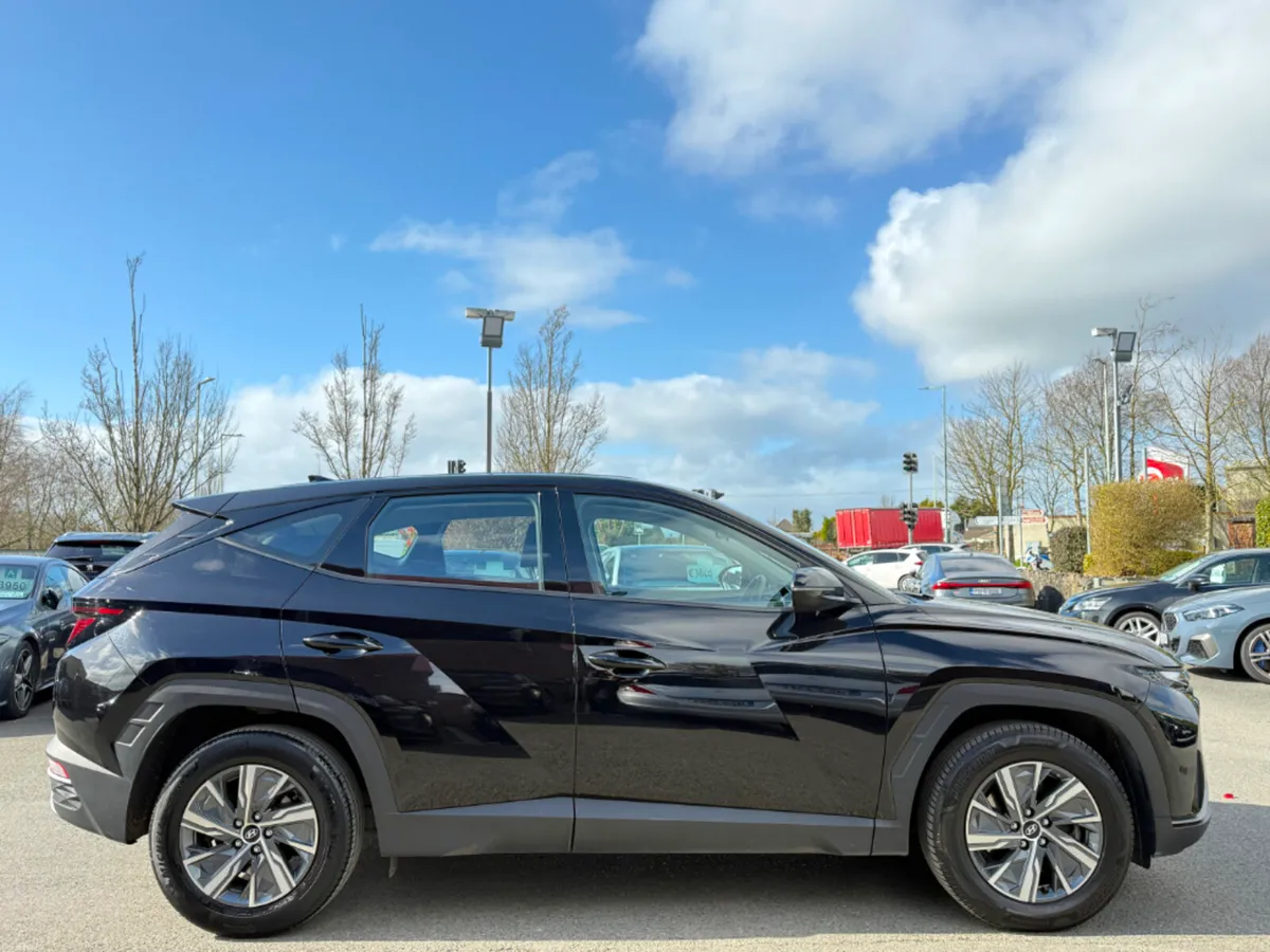Hyundai Tucson 1.6D MHEV COMFORT PLUS *IRISH CAR* - Image 4