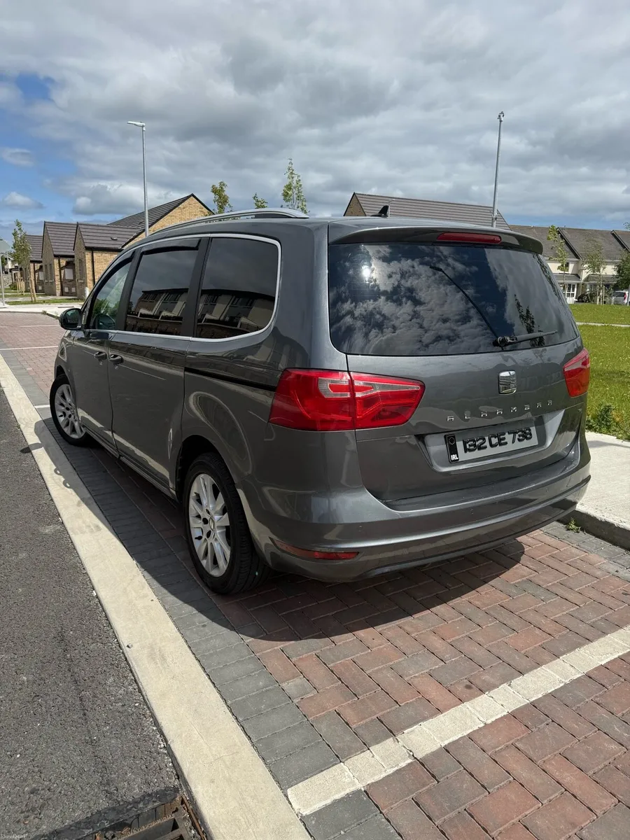 132 Seat Alhambra Panoramic Roof electric doors - Image 3
