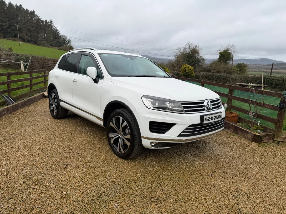 Volkswagen Touareg 3.0 Auto Crew Cab 2015 - Image 1