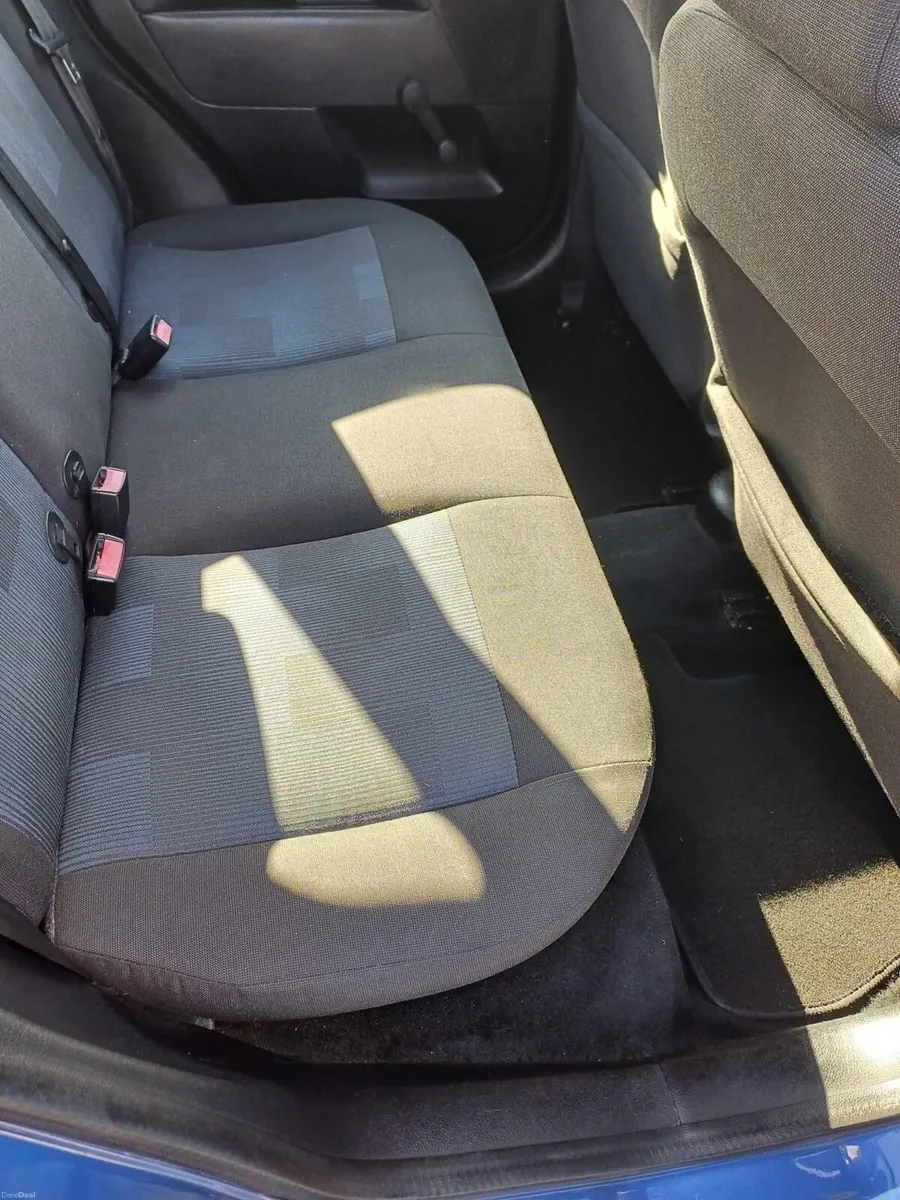 Ford fiesta 1.2 petrol 2008 - Image 3