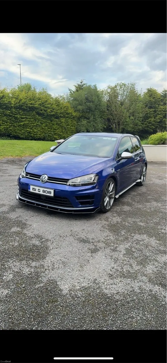 Volkswagen Golf R - Image 1