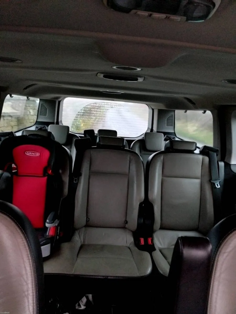 8 seater Ford  Tourneo custom - Image 4