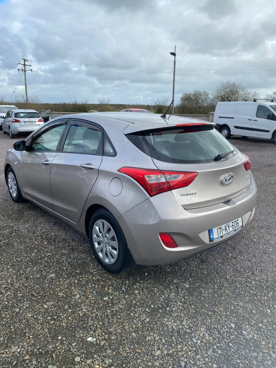 Hyundai i30 2017 - Image 3