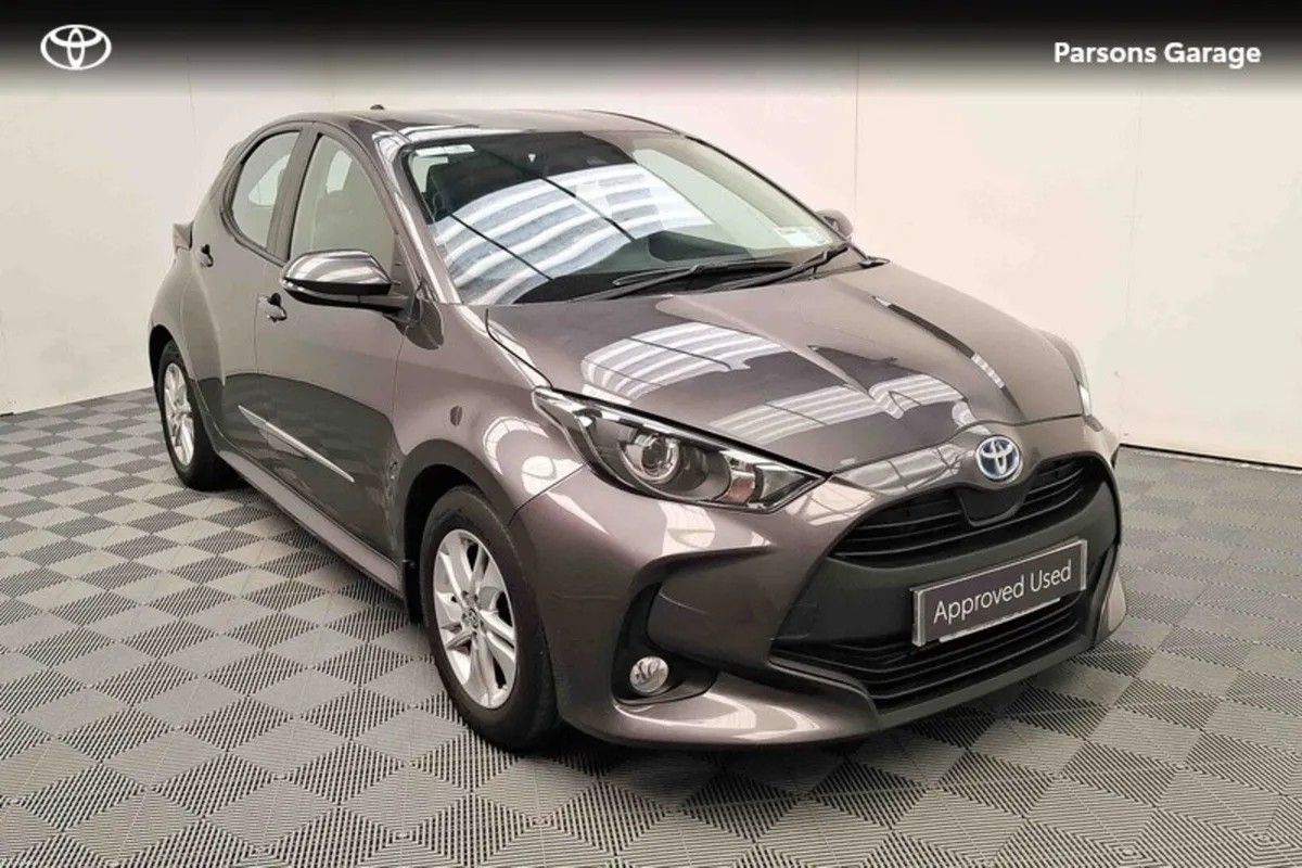Toyota Yaris yaris hybrid luna - Image 1